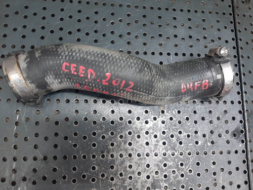 Furtun intercooler 1.6 crdi d4fb kia ceed 2 jd