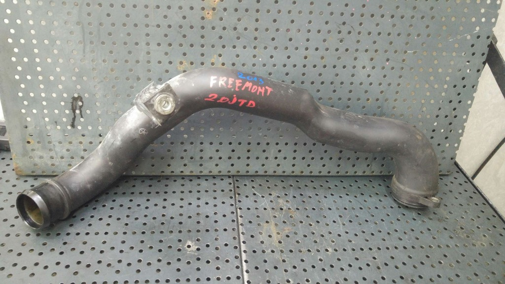 Furtun intercooler 2.0 jtd fiat freemont 345 68081102ab