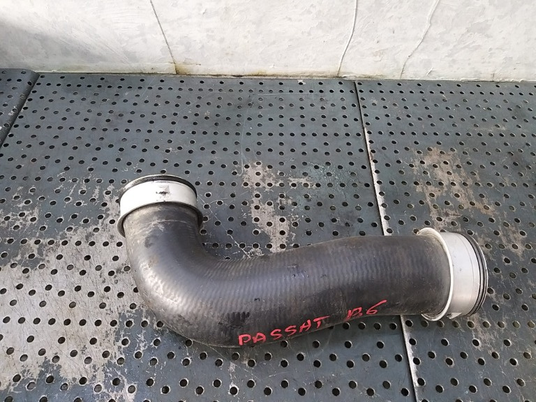 Furtun intercooler 2.0 tdi vw passat b6 3c