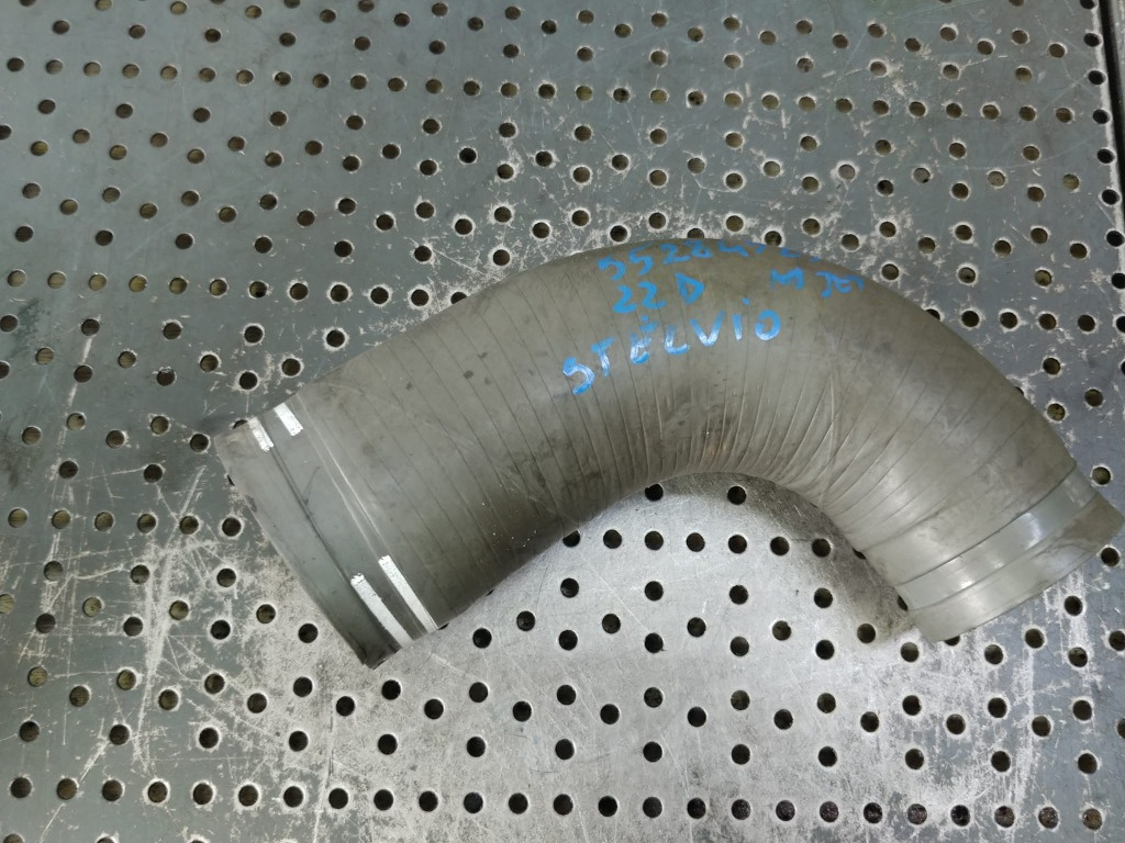 Furtun intercooler 2.2 d 55284529 alfa romeo giulia stelvio