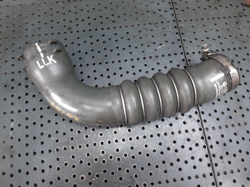 Furtun intercooler 2.7 tdi 3.0 tdi audi a6 4f c6 4f0145738f