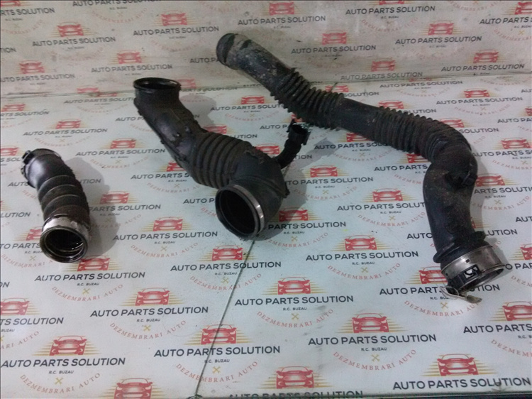 Furtun intercooler ( 2 buc ) BMW SERIA 1 2.0 D an fabr. 2009