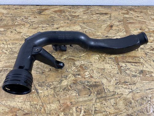 Furtun intercooler Audi A4 B7 sedan S-Line sedan 2007 (8E0145762)