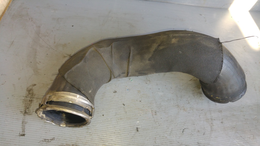 Furtun intercooler audi a4 b8 3.0 tdi 8k0145709e