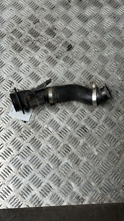 Furtun intercooler Audi Q7 4L 4.2 TDI 340cp / 250Wk cod motor CCF transmisie automata an 2014 cod 4L...