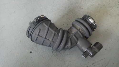 Furtun intercooler chrysler voyager 2.5 crd enj 2000-2008 04861383aa
