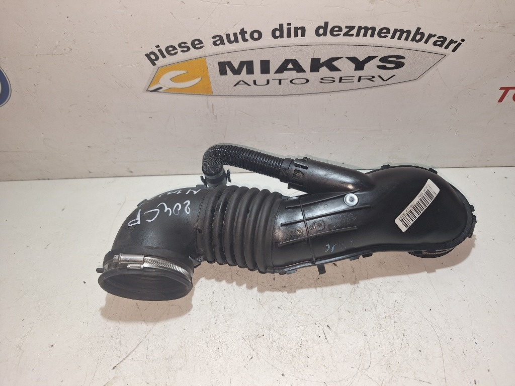 Furtun intercooler COD 13717804846 BMW S