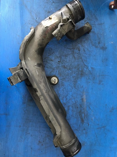 Furtun intercooler cu senzor 1.6 tdi vw golf 5 skoda octavia 2 1k0145770ae 1k0145762hs 0281002977
