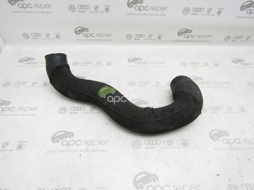 Furtun intercooler dreapta Audi Q5 8R - 2.0 TFSI (2009 - 2017) - Cod: 8R0145738R