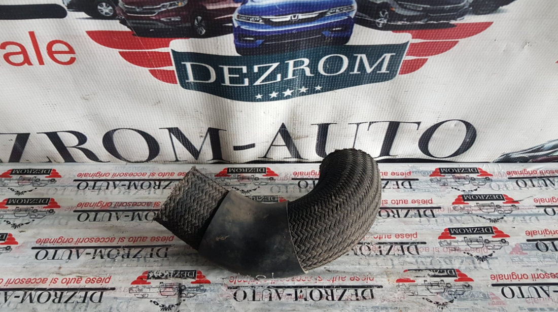 Furtun intercooler dreapta original Mitsubishi Pajero IV 3.2 di-d tip motor 4m41