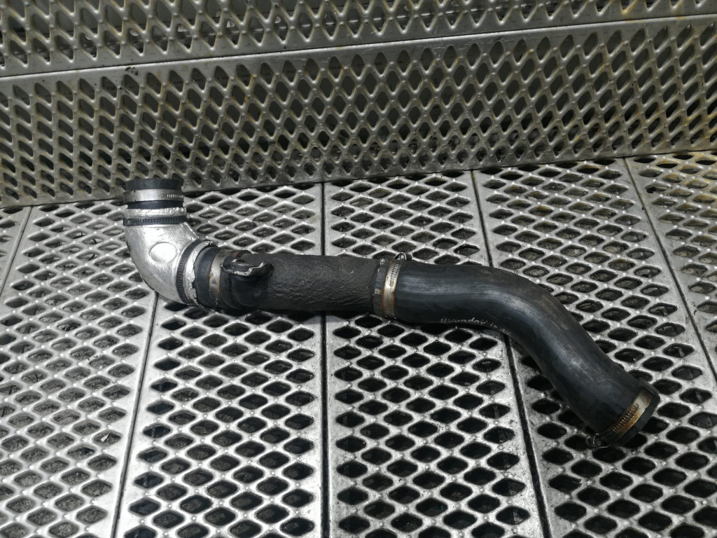 Furtun intercooler Hyundai IX35 2.0 CRDI