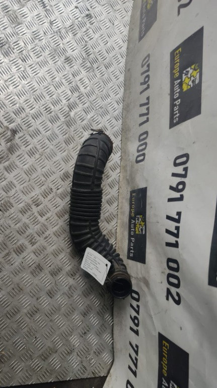 Furtun intercooler Kia Sportage 4WD 2.0 CRDI cod motor D4HA transminie automata ,an 2011 cod 28262-2...