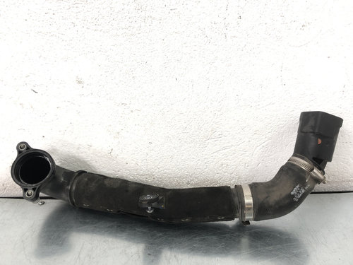 Furtun intercooler Skoda Octavia 3 Combi 1.6 TDI DSG 7 Automat, 105cp sedan 2014 (04L145828D)