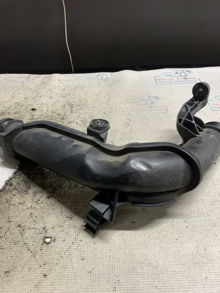 Furtun intercooler Skoda Yeti 2.0 Motorina 2012, 1K0145770AE