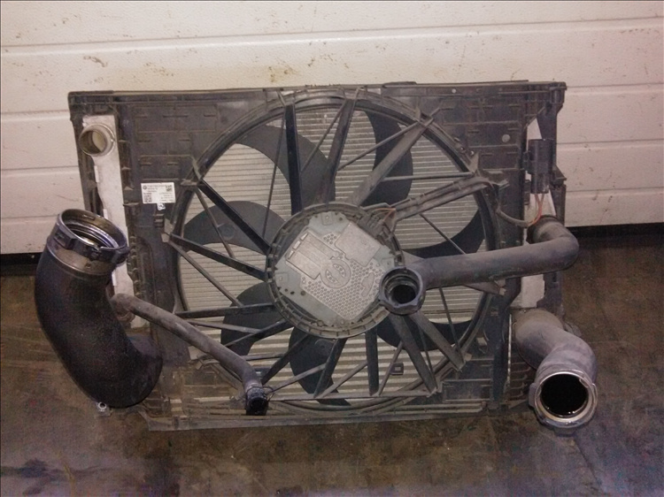 Furtun intercooler stanga BMW F10 2.0 d an fabr. 2014
