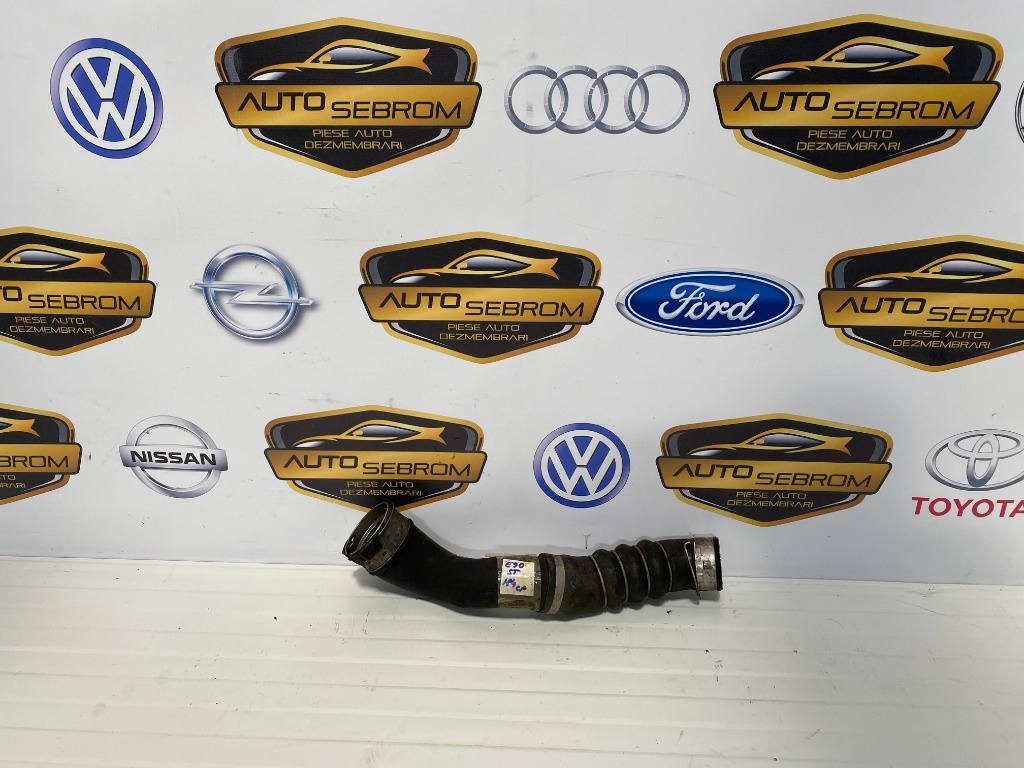 Furtun intercooler stanga BMW X1 E84 184 cp