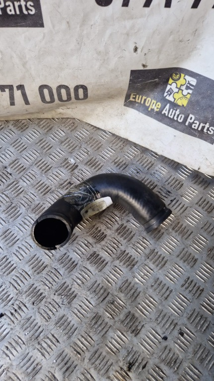 Furtun intercooler Toyota Rav 4 an fabricatie 2003 2.0 D-4D