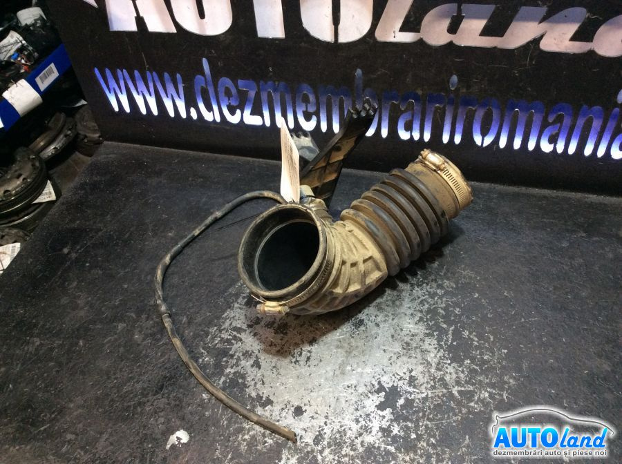 Furtun Intercooler Turbo Admisie 2.5 DCI Nissan NAVARA D40 2004