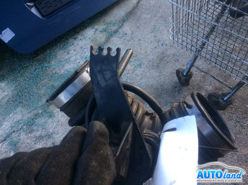 Furtun Intercooler Turbo Furtun Admisie 2.5 DCI Nissan NAVARA D40 2004