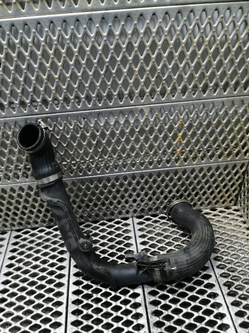 Furtun intercooler Volkswagen 2.0 TDI 1K0145770AE