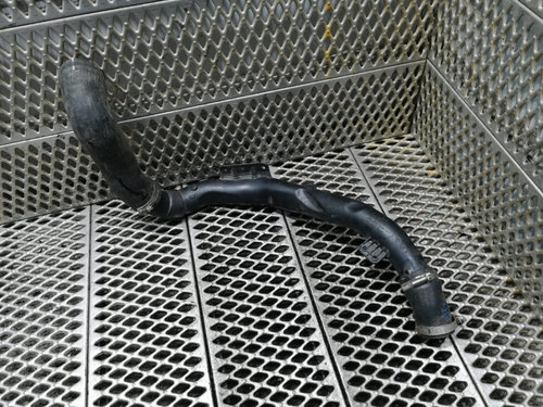 Furtun intercooler Volkswagen 2.0 TDI 1K0145840AC