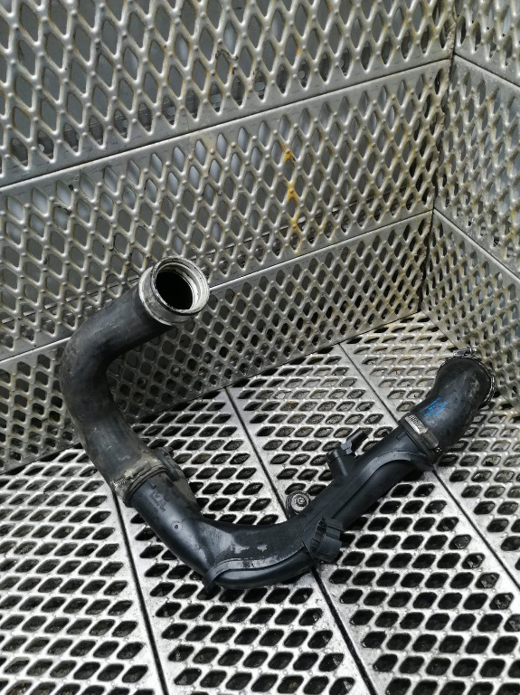 Furtun intercooler Volkswagen 2.0 TDI 5N0145770