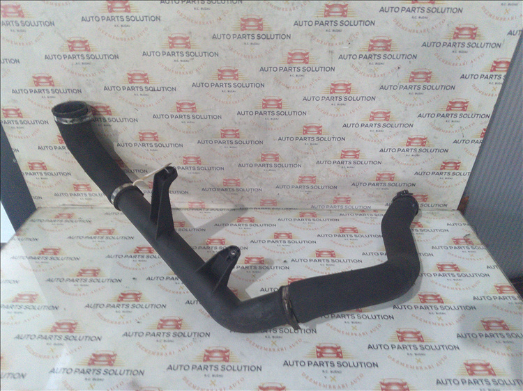 Furtun intercooler VOLKSWAGEN CRAFTER 2.5 TDI anm fabr. 2009