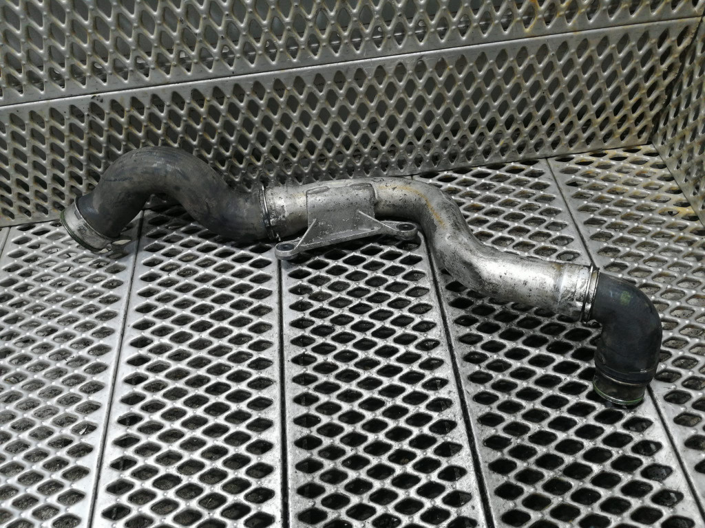 Furtun intercooler Volkswagen Golf 5 2.0 TDI