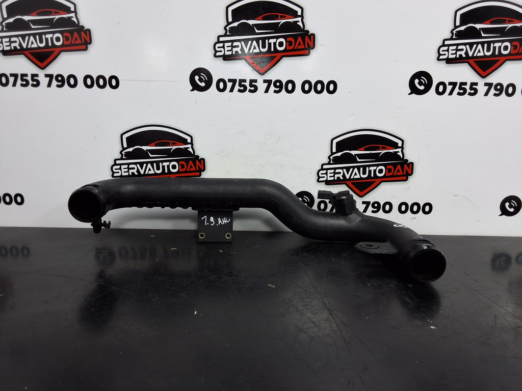 Furtun intercooler Volkswagen Passat B5 (1996-2005) 1.9 Motorina 2000, 8D0145840M