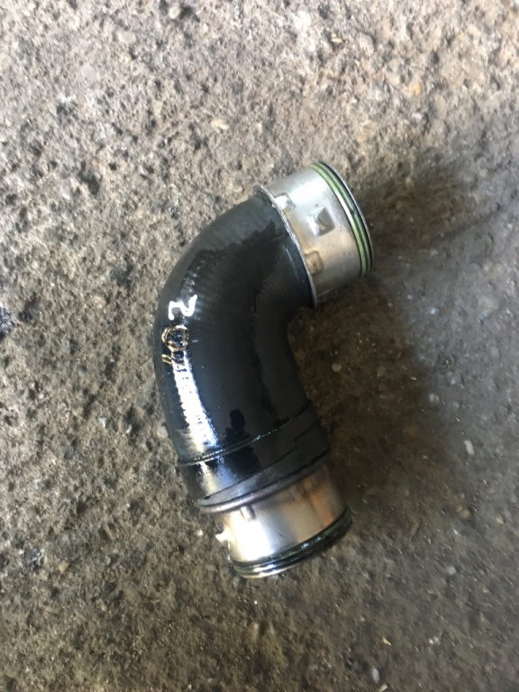 Furtun intercooler Volkswagen VW Passat B6 [2005 - 2010] wagon 5-usi 2.0 TDI MT (140 hp) (3C5)