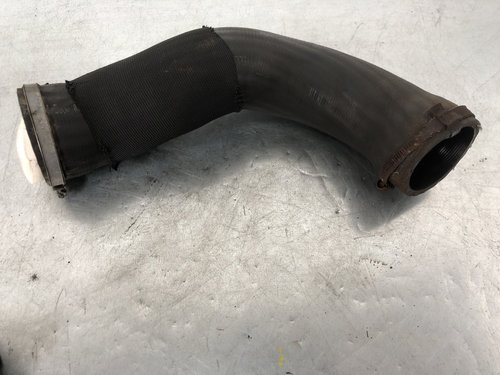 Furtun intercooler Volvo V70 2.4D Manual, 175cp sedan 2010 (30792300)
