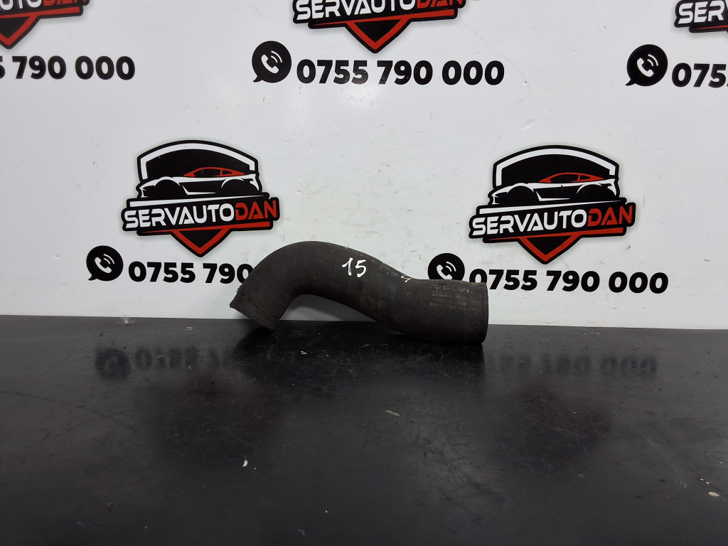 Furtun intercooler Volvo XC90 (2002->) 2.4 Motorina 2007, 30636856