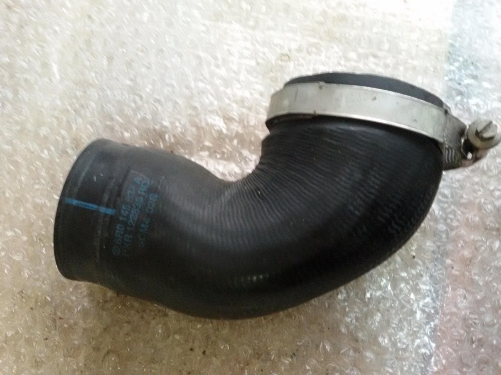 Furtun intercooler vw polo 6r 1.4 tdi cfw 6r0145838a