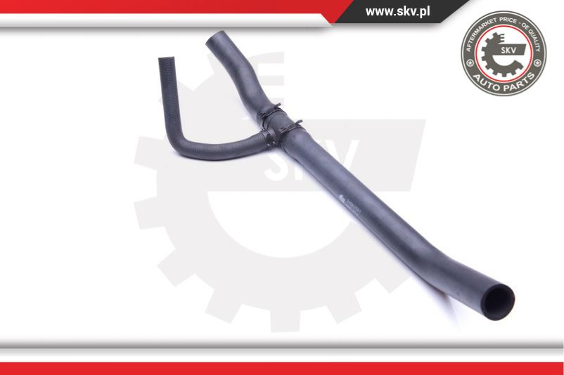 Furtun radiator ; AUDI 80 1.6 2.0 ; 8A0121101B