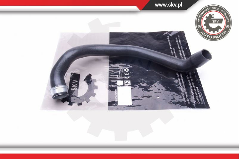 Furtun radiator ; MERCEDES-BENZ C-Class ; 2045010582