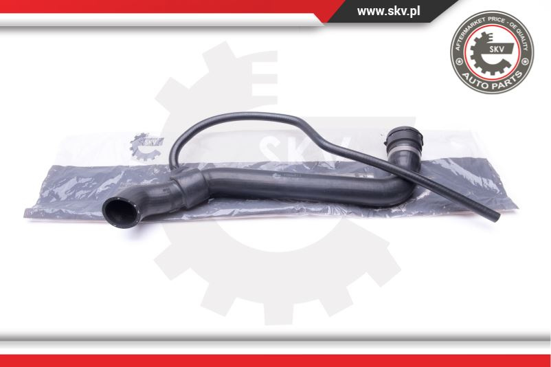 Furtun radiator ; MERCEDES-BENZ S-Class W220 2.8 3.2 3.8 ; 2205010082