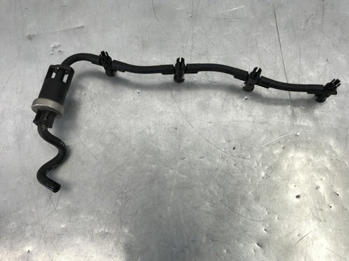 Furtun retur injectoare VW Passat B6 Variant 2.0 TDI DSG Automat LQT ,170cp sedan 2009 (cod intern: ...