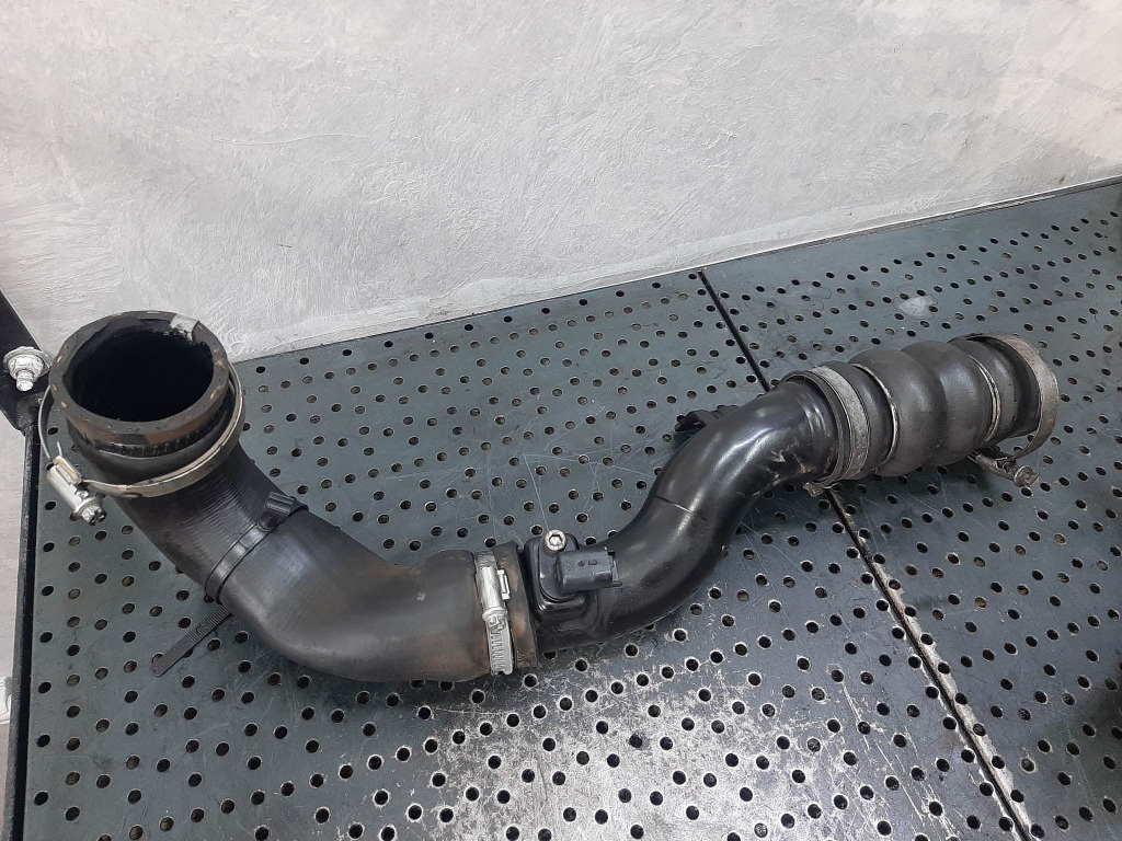 Furtun teava intercooler 1.8 tdci rwpa ford transit connect p65 p70 p80