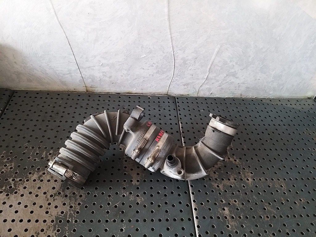 Furtun tub admisie aer 0.9 b smart forfour 165761036r