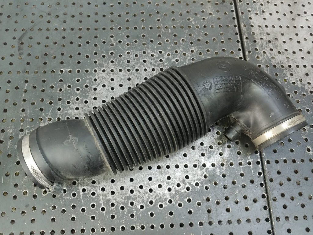 Furtun tub admisie aer 1.6 b nfu peugeot 206 207 307 308 citroen c2 c4 xsara picasso 9635638780a