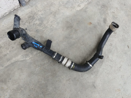 Furtun tubulatura intercooler 3.0 d maseati levante 2017 670035003