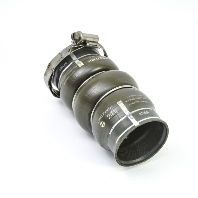 Furtun/tubulatura Intercooler/turbo Citroen C5 2 (RD, TD) 2008 - 2017 Motorina 9685598580, 96 855 985 80, 9686523980, 96 865 239 80, 9685598280, 96 855 982 80
