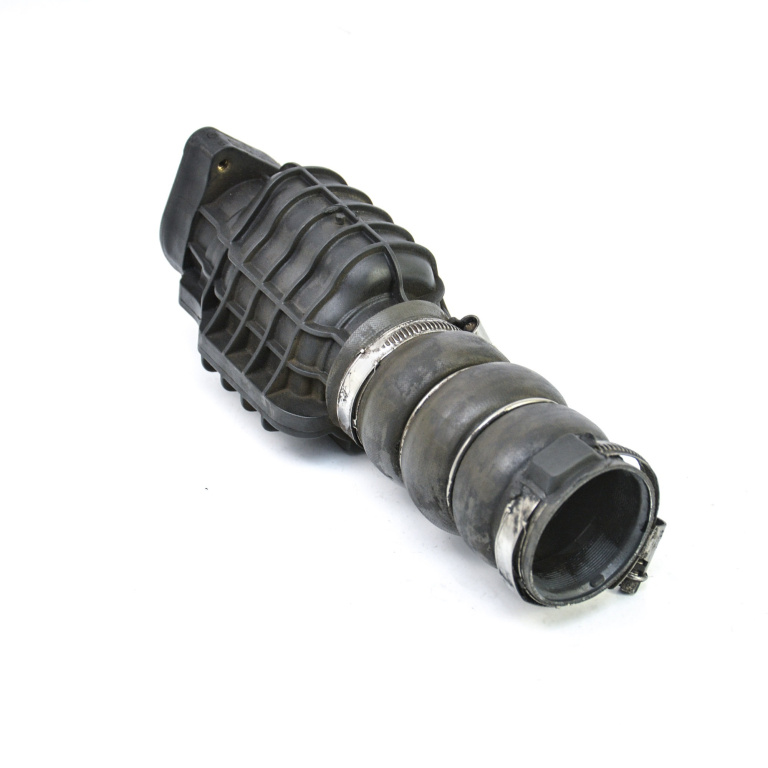 Furtun/tubulatura Intercooler/turbo Peugeot 508 2010 - 2023 Motorina 9686523980P, 96 865 239 80 P, 96 865 239 80, 9686523980, 9685598580B02, 9685598580 B02, 9685598580 , 9685598280M, 96 855 982 80 M, 96 855 982 80 , 9685598280