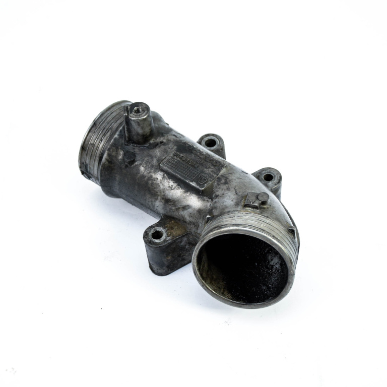 Furtun/tubulatura Intercooler/turbo Volvo XC90 1 2002 - Prezent Motorina 08631538