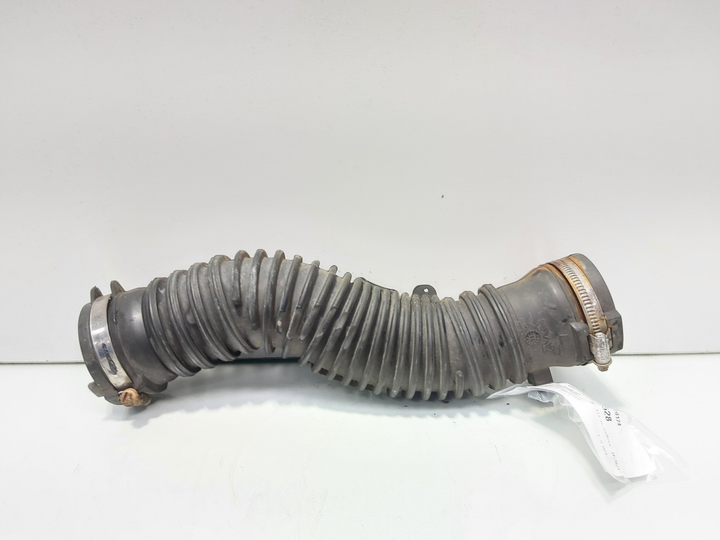 Furtun turbo, cod 8200720174, Renault Megane 3, 1.9 DCI, F9Q750 (idi:697528)