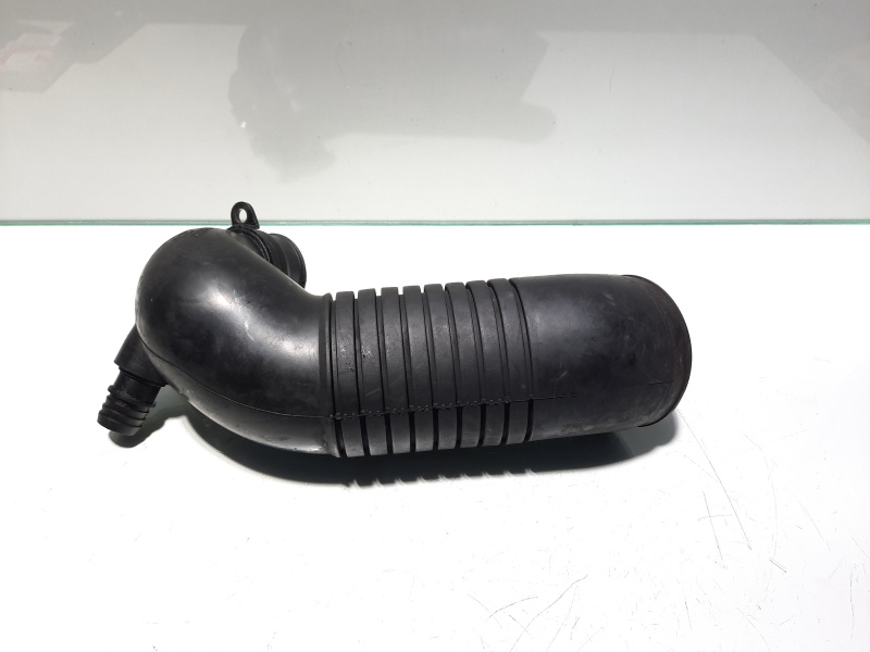 Furtun turbo, cod 8D0129615K, Vw Passat Variant (3B6) 1.9 tdi, AVF (id:387281)