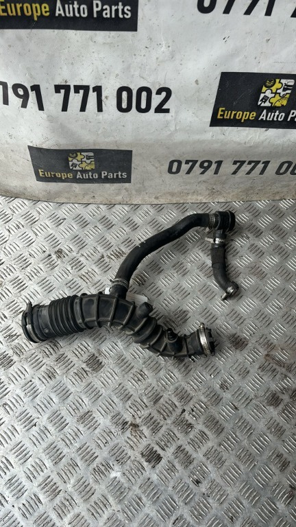 Furtun turbo Dacia Sandero 0.9 TCE an 2015 cod 165764382R