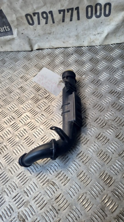Furtun turbo Peugeot Expert 2.0 HDI cod motor RHK an 2010