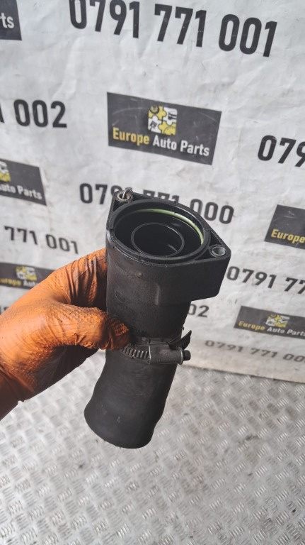 Furtun turbo Skoda Octavia 2 1.6 TDI CAY an 2011 cod 03L131111J / 1K0145828T