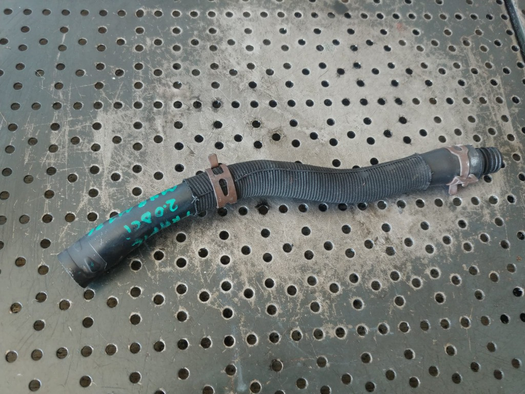 Furtun ulei epurator 2.0dci m9rm786 renault trafic 2 euro 5